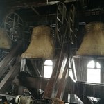 Szczyt spalonej wieży katedry w Gorzowie Wielkopolskim zdemontowany