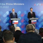 Szczyt V4. Morawiecki: KE musi w równy sposób traktować wszystkie kraje europejskie