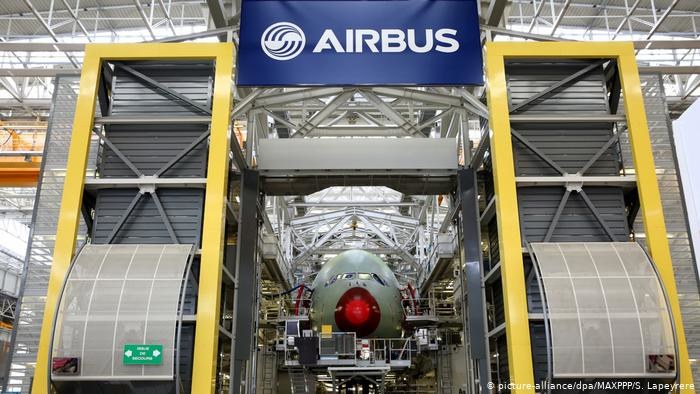 Szef Airbusa wprowadza drastyczne środki służące obniżce kosztów /Deutsche Welle