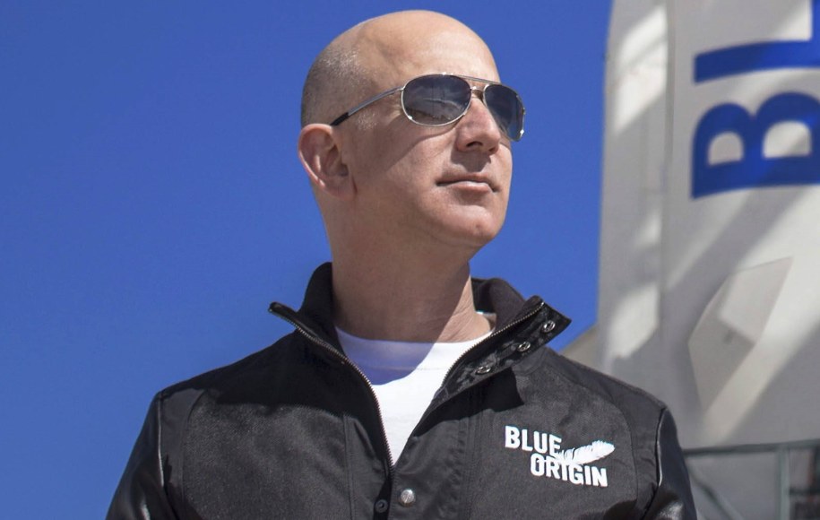 Szef Amazona Jeff Bezos /BLUE ORIGIN HANDOUT /PAP/EPA