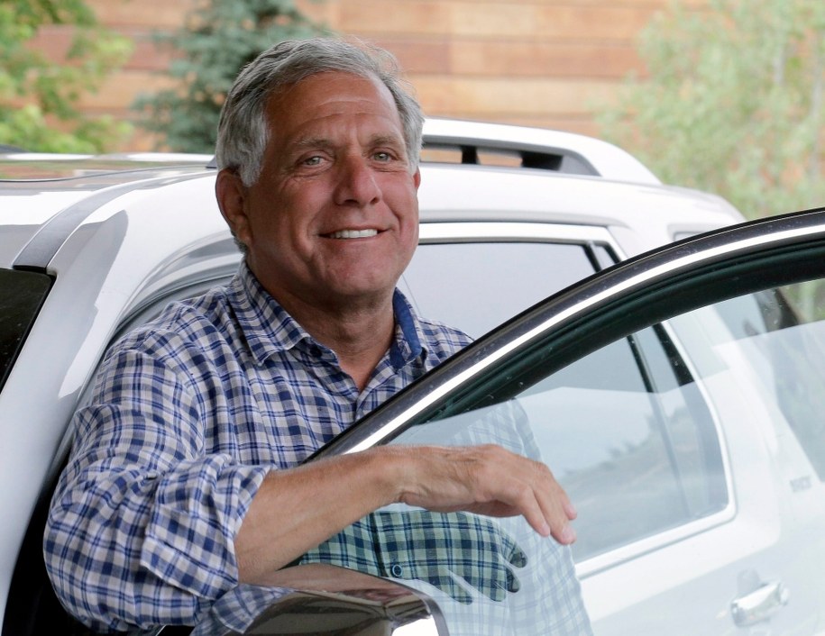 Szef CBS Leslie Moonves, jeden z najbardziej wpływowych i najlepiej opłacanych producentów telewizyjnych /ANDREW GOMBERT /PAP/EPA