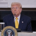 Szef cyberbezpieczeństwa Trumpa dzielił się poufnymi plikami z ChatGPT