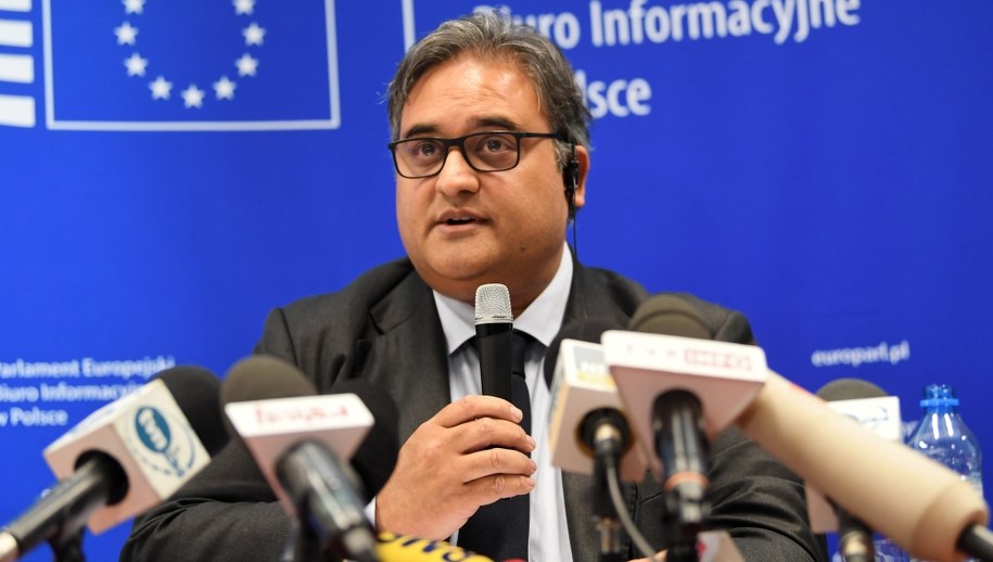 Szef delegacji, przewodniczący Komisji Wolności Obywatelskich, Sprawiedliwości i Spraw Wewnętrznych Parlamentu Europejskiego Claude Moraes /Bartłomiej  Zborowski /PAP