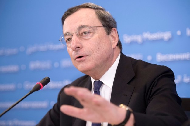 Szef Europejskiego Banku Centralnego Mario Draghi /MICHAEL REYNOLDS    /PAP/EPA