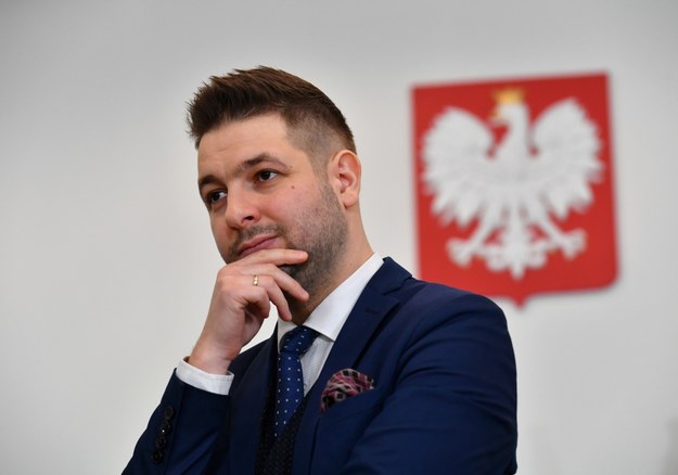 Szef komisji weryfikacyjnej Patryk Jaki /Bartłomiej  Zborowski /PAP