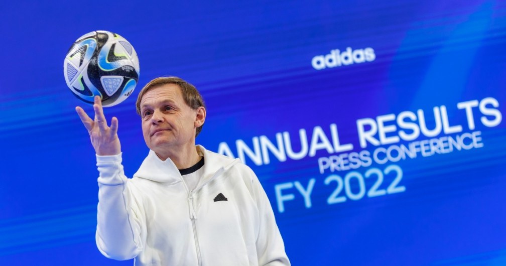 Szef koncernu Adidas Björn Gulden /DANIEL KARMANN / DPA  /AFP
