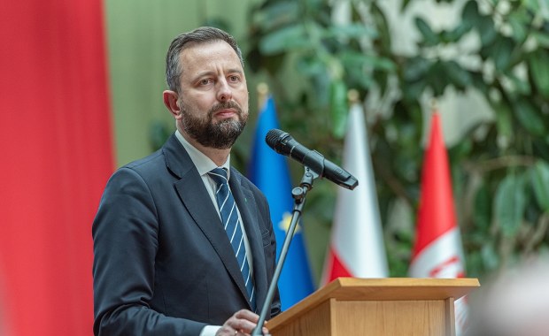 ​Szef MON apeluje do senatorów PiS. "Nie mamy czasu do stracenia"