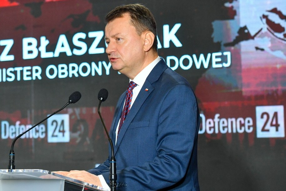 Szef MON Mariusz Błaszczak /Radek Pietruszka /PAP