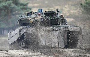 Szef MON: Polska przystąpiła do szkolenia Ukraińców z obsługi Leopardów