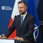 Szef MON reaguje po odwecie Iranu na USA. Wiadomo, co z polskimi żołnierzami 