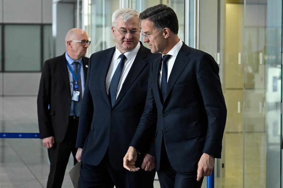 Szef MSZ Ukrainy Andrij Sybiha spotkał się z sekretarzem generalnym NATO Markiem Rutte /OLIVIER HOSLET / POOL /PAP/EPA