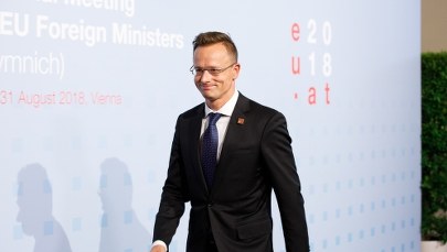 Szef MSZ Węgier: Zawetujemy każdą próbę sankcji wobec Polski