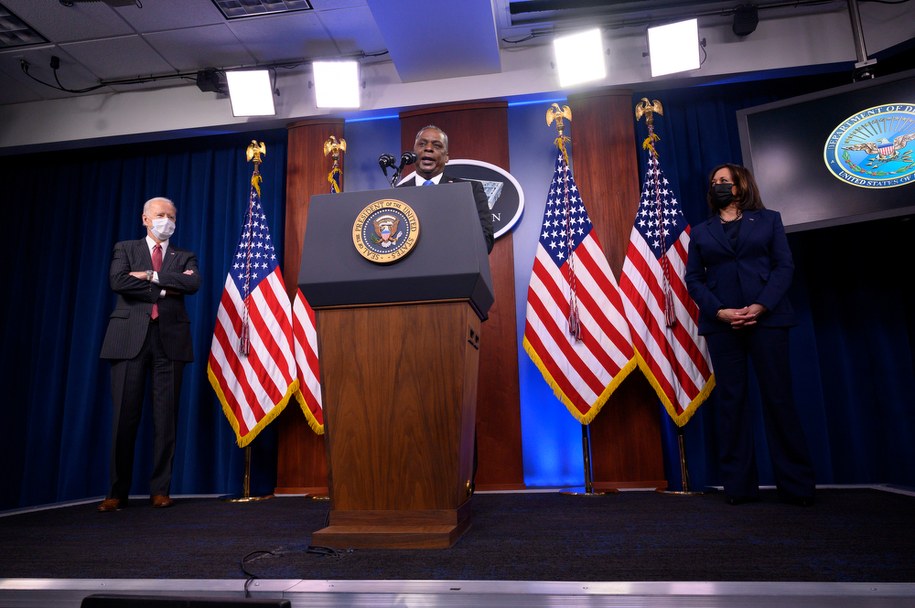 Szef Pentagonu Lloyd Austin /Shutterstock