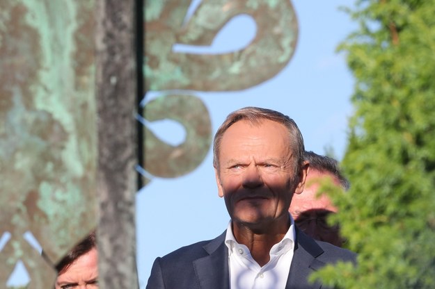 Szef PO Donald Tusk podczas wizyty w Łopusznej /Grzegorz Momot /PAP