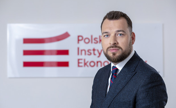 Szef Polskiego Instytutu Ekonomicznego Piotr Arak: W czarnym scenariuszu spadek PKB może wynieść powyżej 7 procent