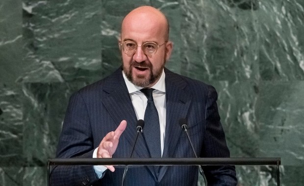 Szef Rady Europejskiej poparł wpuszczanie Rosjan unikających mobilizacji