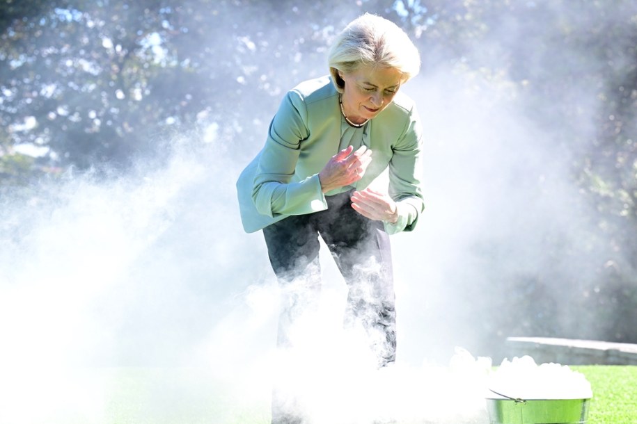 Szefowa KE Ursula von der Leyen /DEAN LEWINS /PAP/EPA