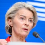 Szefowa KE zapowiada porządki w UE. "Niektóre kraje akceptują korespondencję wyłącznie faksem"