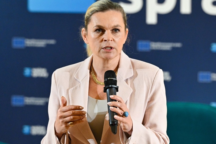 Szefowa MEN Barbara Nowacka zaapelowała do swojego ukraińskiego odpowiednika /Radek Pietruszka /PAP