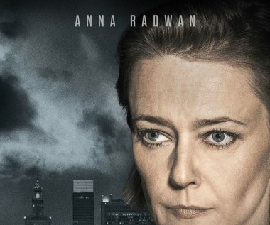 Szefową Weroniki (Marta Nieradkiewicz) zagra Anna Radwan. Jej bohaterka - Elżbieta - to naczelnik Wydziału do Zwalczania Zorganizowanej Przestępczości Ekonomicznej.

 