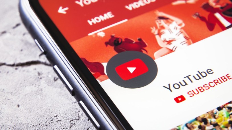 Szefowa YouTube twierdzi, że serwis dopuszcza filmy sprzeczne z interesem firmy /Geekweek