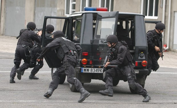 Szefowie służb z nagrodami. Dostali je m.in. komendanci policji, Straży Pożarnej, czy BOR  