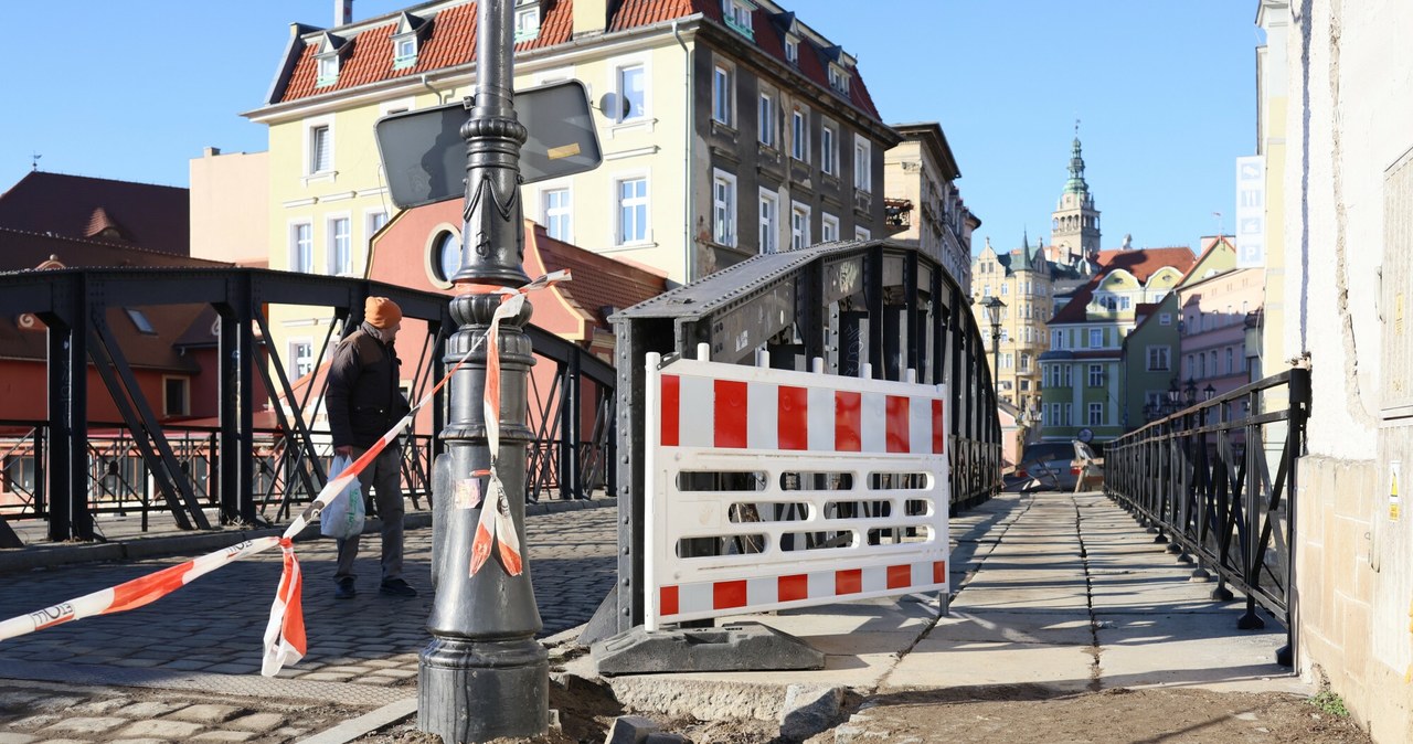 Sześć wariantów przewidujących m.in. budowę suchych zbiorników retencyjnych w Kotlinie Kłodzkie zakłada "Program redukcji ryzyka powodziowego w zlewni Nysy Kłodzkiej" /Marcin Rutkiewicz /Reporter