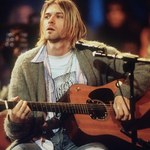 Sześć włosów lidera Nirvany Kurta Cobaina sprzedano na aukcji. Padła astronomiczna kwota!