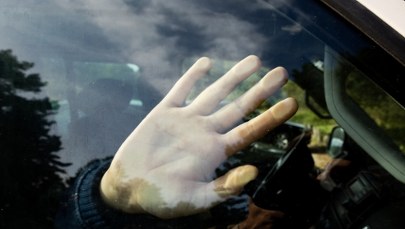 Sześciolatka uratowała rodzinę przed porwaniem. Użyła znaku SOS