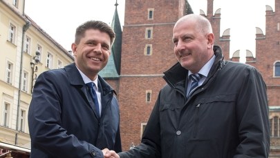 Sześciu radnych PO z Wrocławia przeszło do Nowoczesnej. "To realizowanie scenariusza Kaczyńskiego"