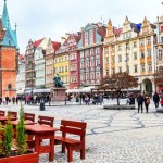 Szklane ogródki na wrocławskim rynku kością niezgody. Miasto nalicza kary