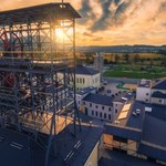 Szklane ścieżki w zabytkowej kopalni. Unikatowa atrakcja w Wałbrzychu