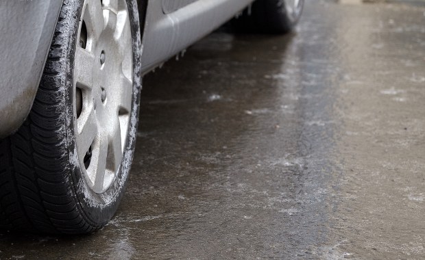 "Szklanka" na lubelskich drogach. Są alerty IMGW