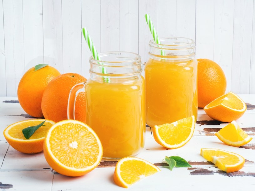 Szklanka soku pomarańczowego to kopalnia wartości odżywczych /123rf.com /123RF/PICSEL