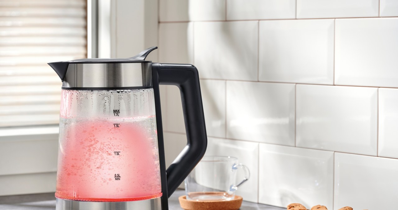 Szklany czajnik Silvercrest z regulacją temperatury – idealny do herbaty i ziół /Lidl - materiały prasowe /INTERIA.PL