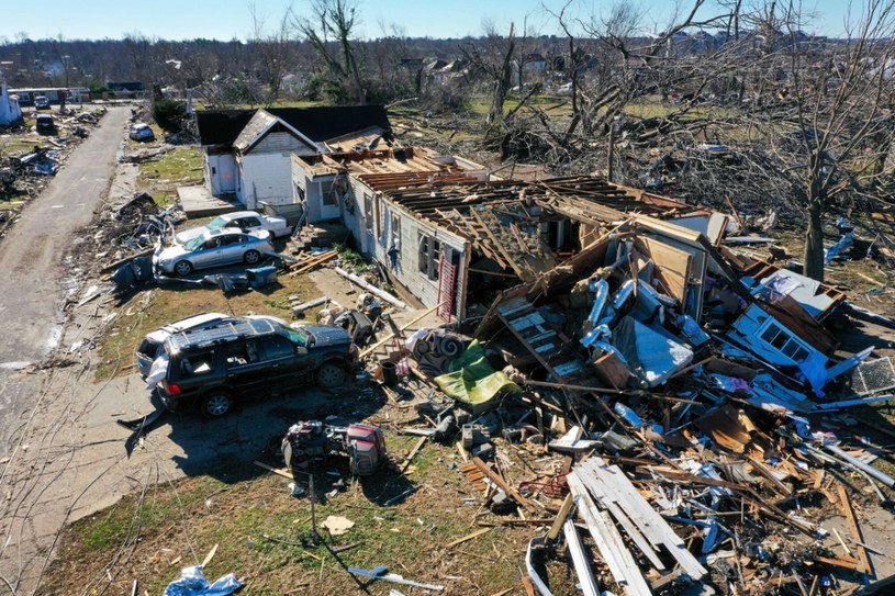 Szkody wyrządzone przez tornado w Kentucky /AA/ABACA/Abaca /East News