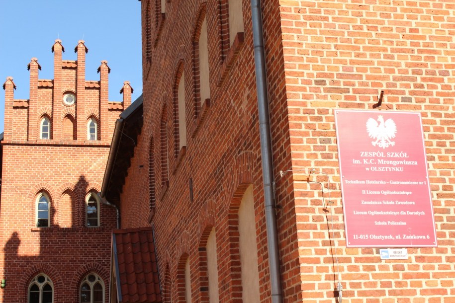 Szkoła w budynku zamku krzyżackiego /Piotr Bułakowski /RMF FM