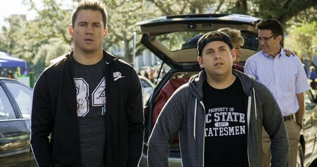 Szkoła wyższa raz jeszcze. Channing Tatum i Jonah Hill w scenie z filmu "22 Jump Street" /materiały dystrybutora