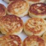 Sznycelki ziemniaczane z pieczarkowym farszem. Rodzina będzie prosić o dokładkę