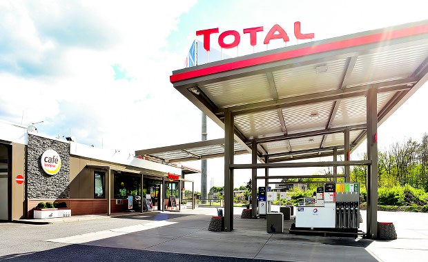 Szok cenowy w Niemczech. Oblężenie polskich stacji benzynowych przy granicy