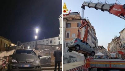 Szok w Rzymie. Wjechał autem na Schody Hiszpańskie