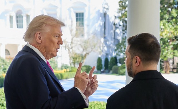 Szokujące kulisy dyskusji Trumpa z Zełenskim. Przeklinał i rzucał mapą