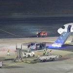 Szokujące sceny na Okęciu. Otworzył drzwi podczas kołowania i zjechał trapem