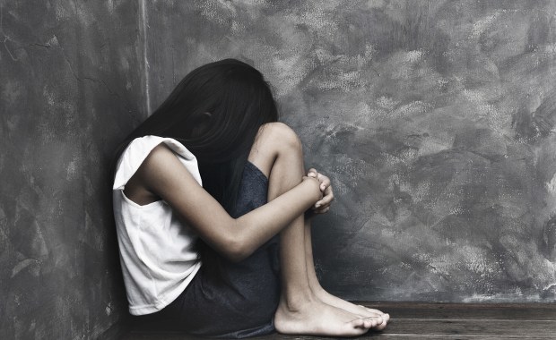 Szokujące wydarzenia na obozie sportowym. Wychowawca pedofilem?