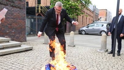 Szokujące zachowanie Grzegorza Brauna. Zawiadomienie do prokuratury