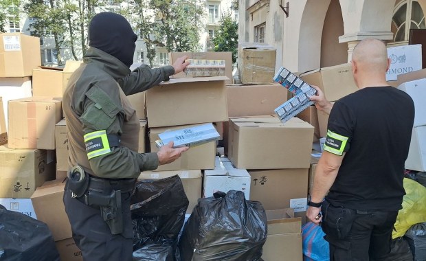 Szokujące znalezisko w Łodzi. Nielegalne papierosy warte fortunę