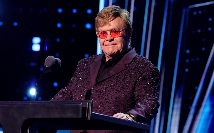 Szokujący skandal z Eltonem Johnem! Wszystko przez brak toalety