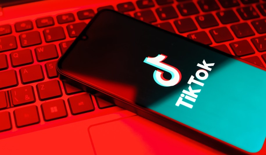 Szokujący trend wśród nastolatków. KidsAlert bije na alarm