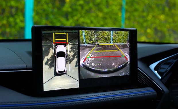 "Szpiedzy na kółkach" pod lupą MON. Jakie dane zbierają nowoczesne samochody?