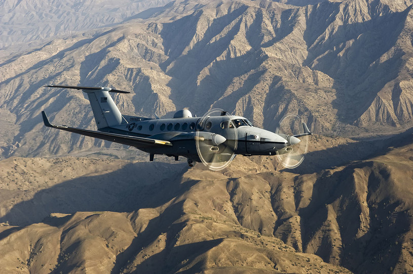 Szpiegowski samolotu MC-12W w trakcie lotu nad Afganistanem / źródło: Wikipedia /domena publiczna